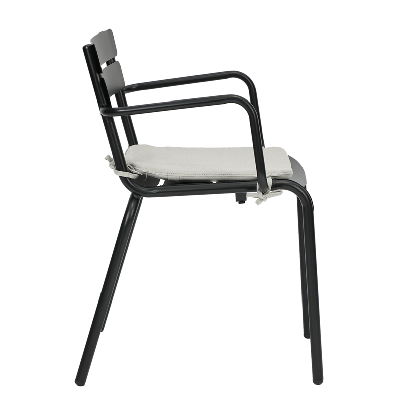 outdoor metal chair