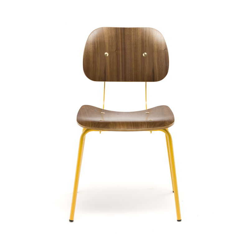 https://www.goldapplefurniture.com/china-metal-chair-with-plywood-veneer-seat-and-back-chair-manufacturer-ga3501c-45stw-product/